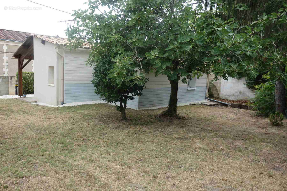 Maison à SAINT-CIERS-SUR-GIRONDE