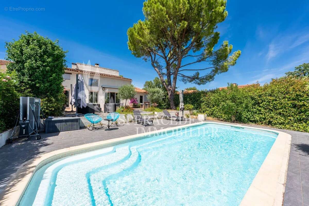 Maison à GRASSE
