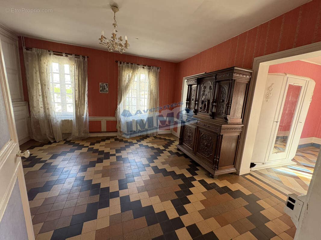 Maison à AVESNES-LE-COMTE
