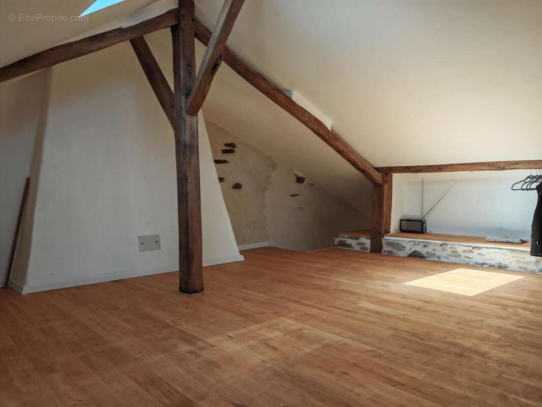 IMG20250918155627 - Maison à THIVIERS