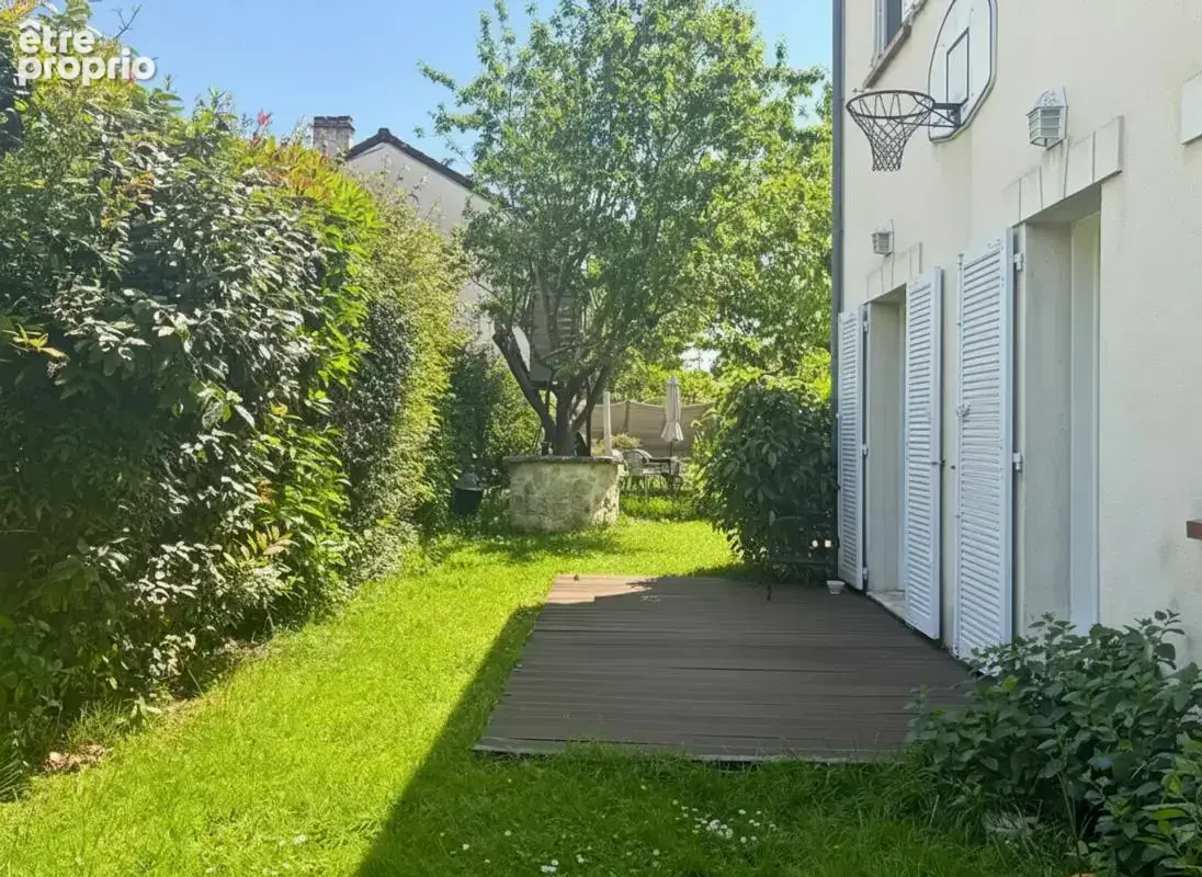 Grande maison 5 chambres avec sous-sol total centre Bois d’Arcy - photo 18