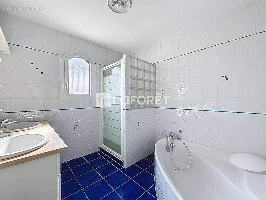 Maison à SAINT-JULIEN-SUR-VEYLE