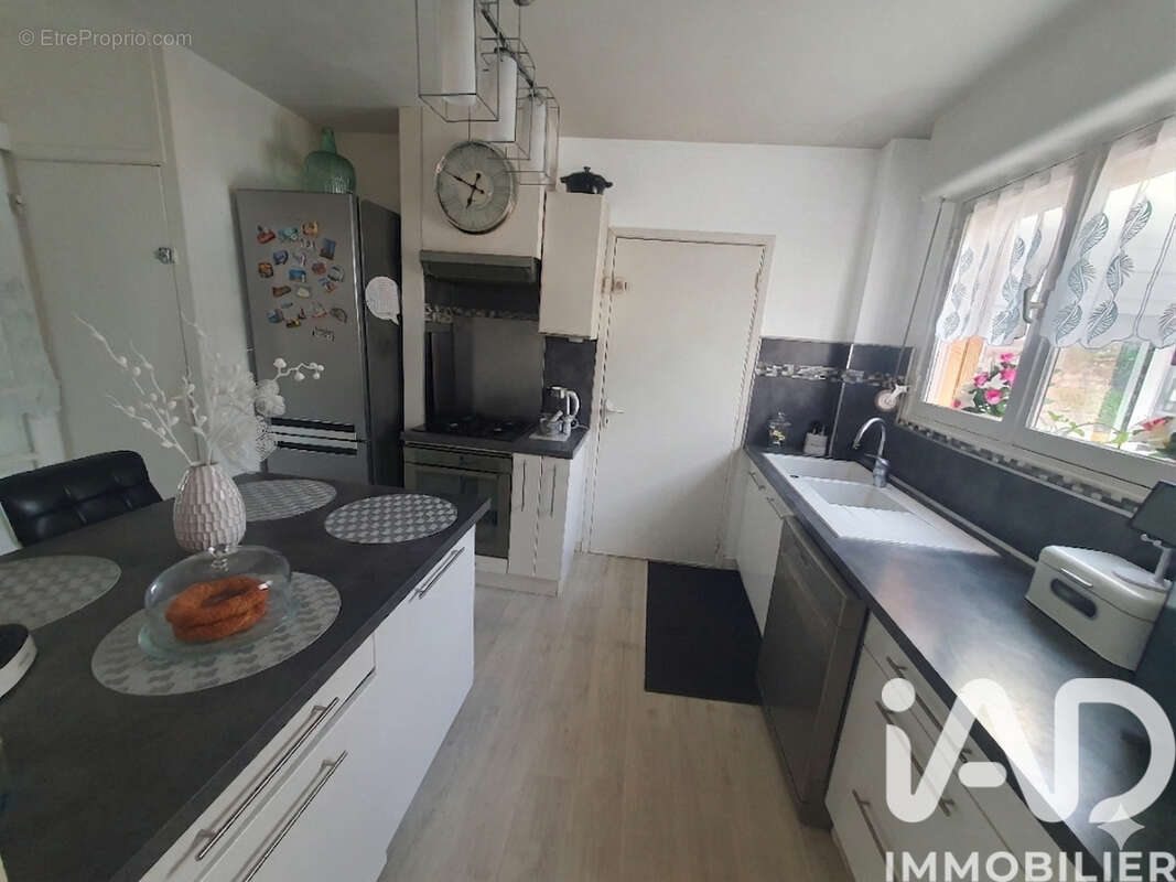 Maison 104 m² à Arras  - photo 5