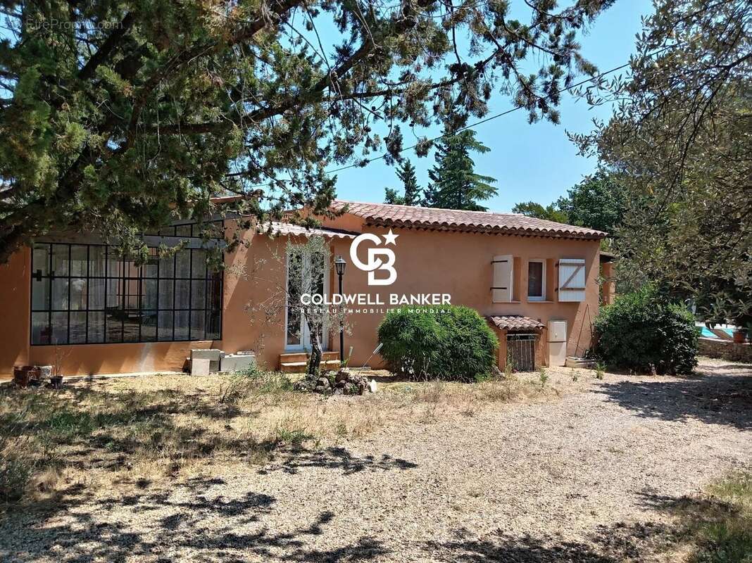 Maison de charme de plain-pied au cœur d'un parc d'oliviers de 5 030 m² - photo 14