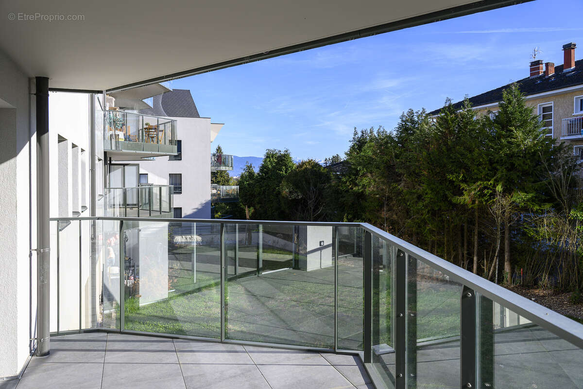Appartement à DIVONNE-LES-BAINS