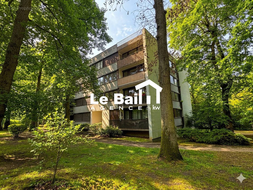 Appartement à MERY-SUR-OISE