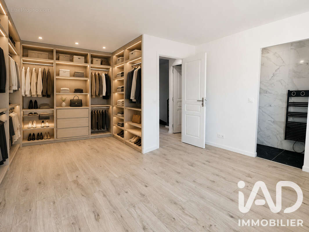 Maison 132 m² à Presles-En-Brie  - photo 7