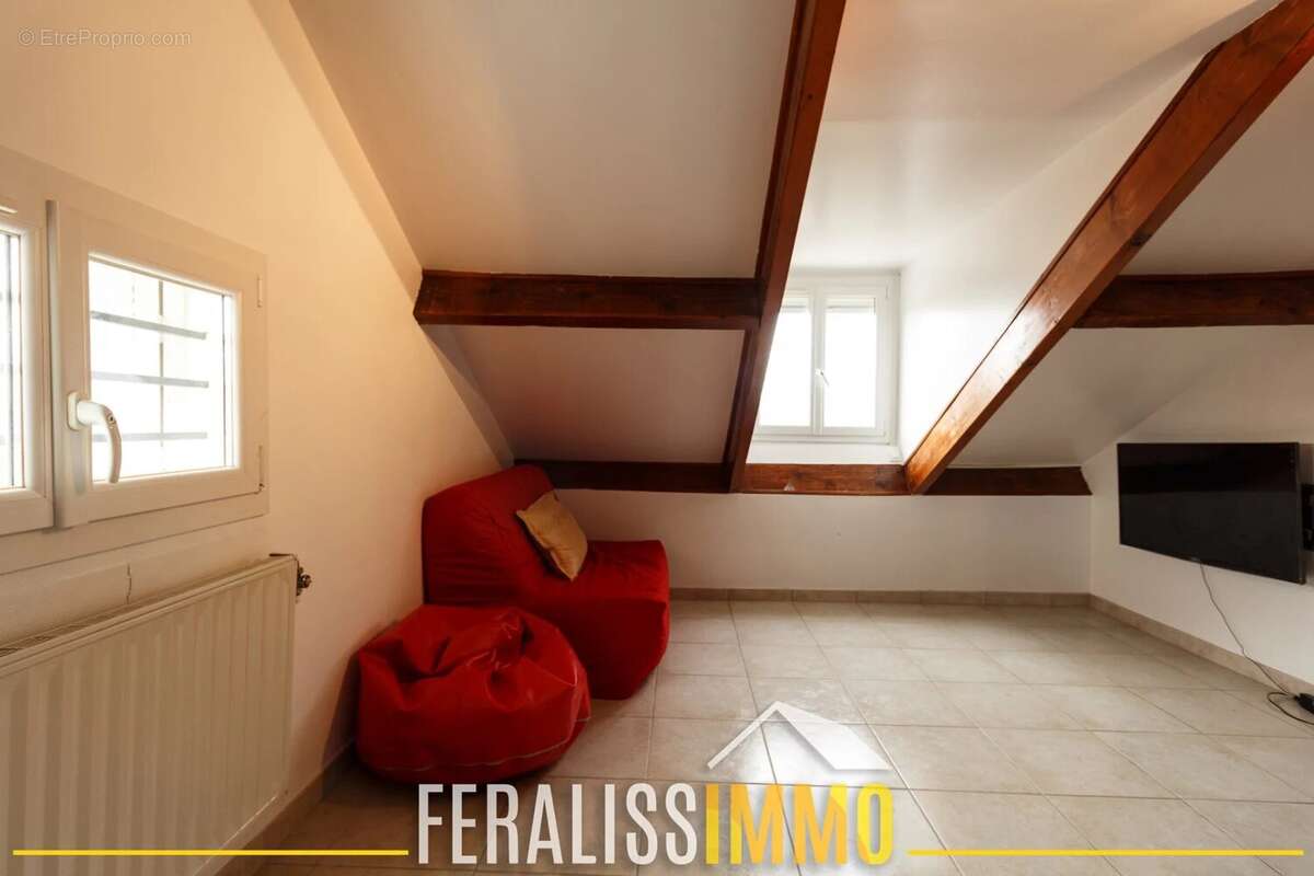 Maison à COURDIMANCHE