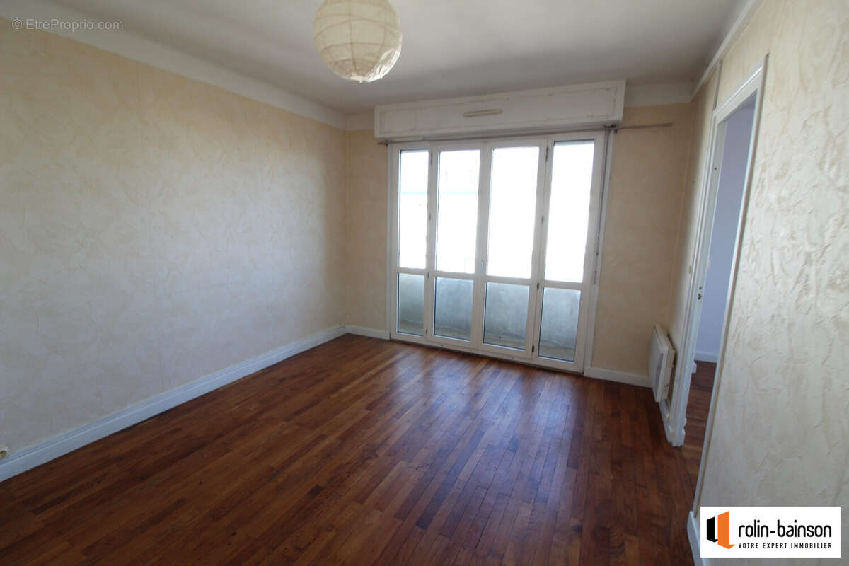 Appartement à LYON-8E