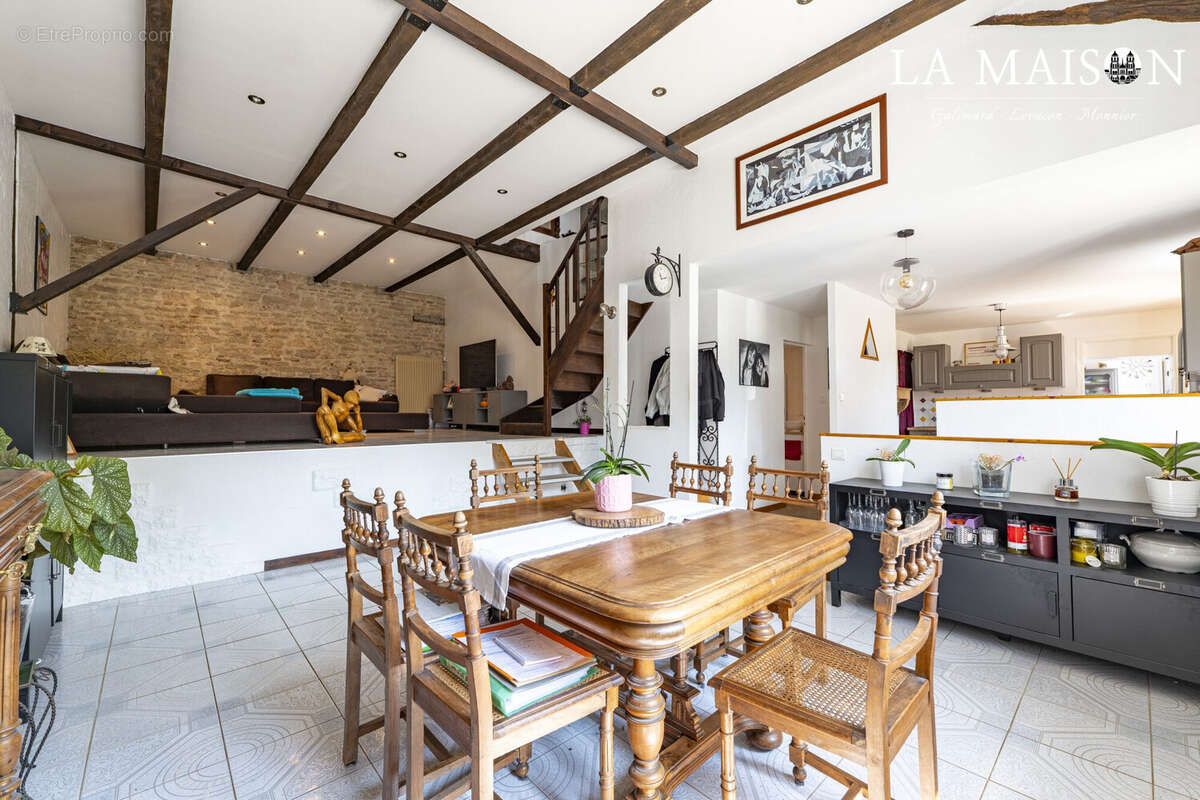 Maison 172 m² à Gerland  - photo 3