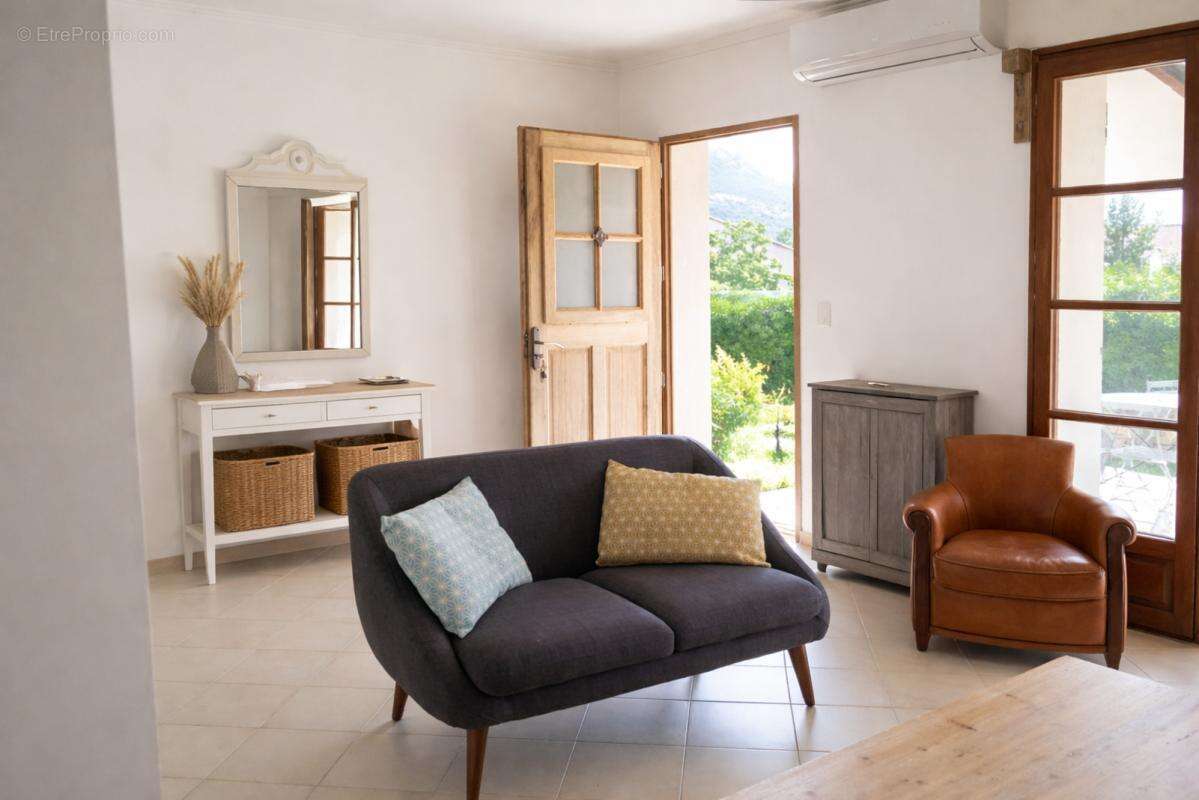 Maison à CALVI