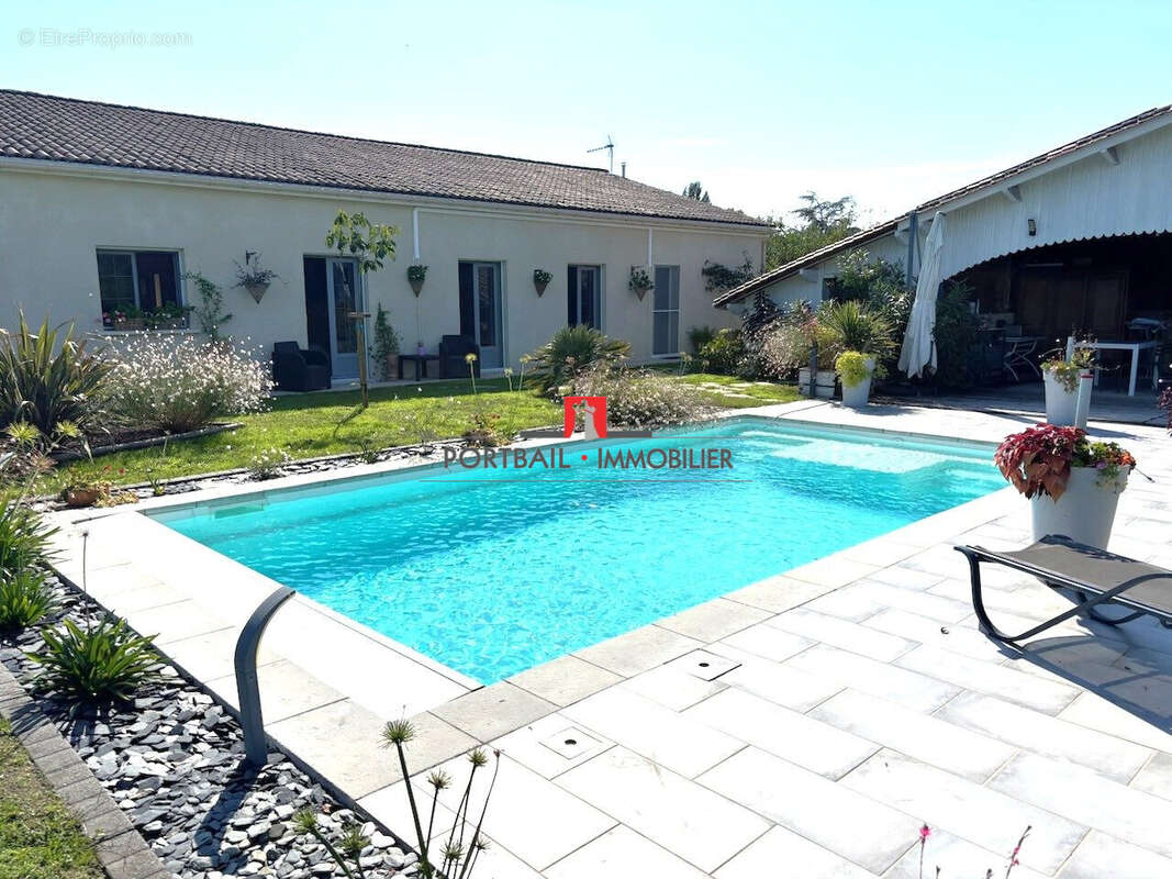 Maison 200 m² à Saint-Andre-De-Cubzac  - photo 5
