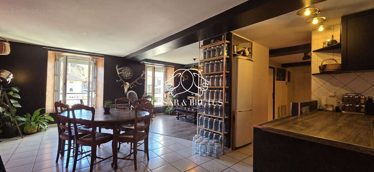 Appartement à LAUSSONNE