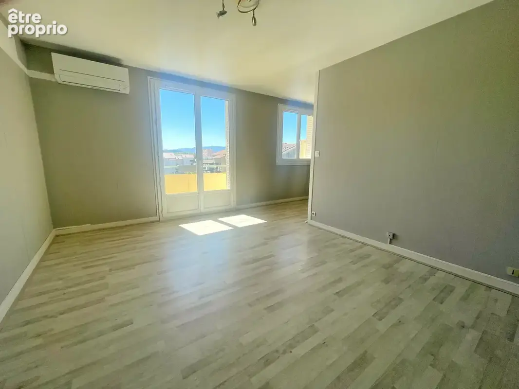 Appartement 67m2 Vienne proche centre - photo 3