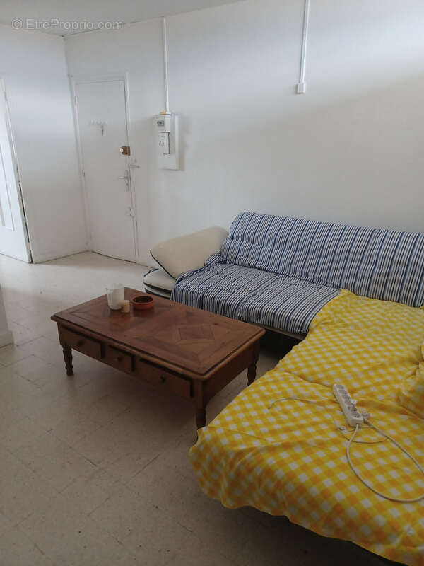 PEAGE DE ROUSSILLON, Appartement T3, avec balcon et cave. - photo 2