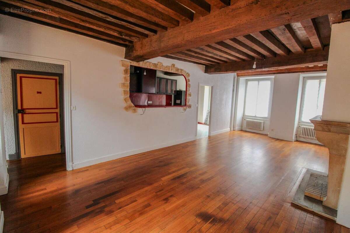 Photo 8 - Maison à TOULON-SUR-ARROUX