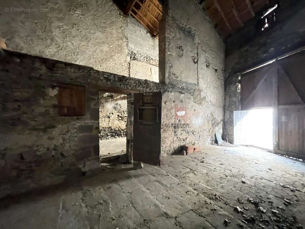 Maison à MOZAC