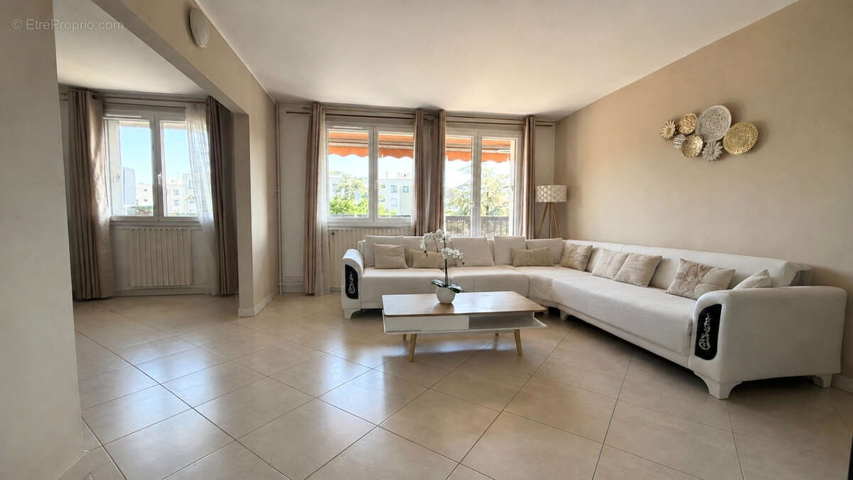 Appartement 75m² à corbeil-essonnes - photo 2