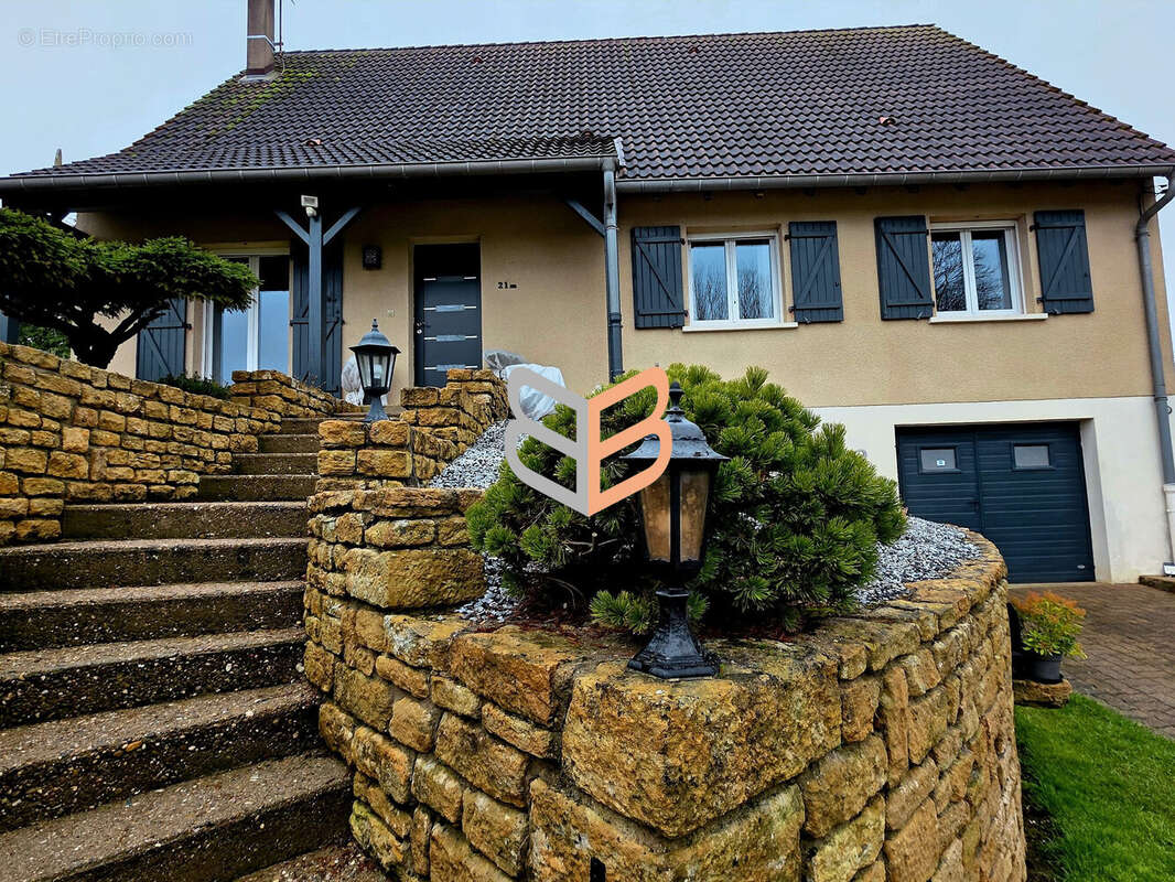 Maison à XIVRY-CIRCOURT