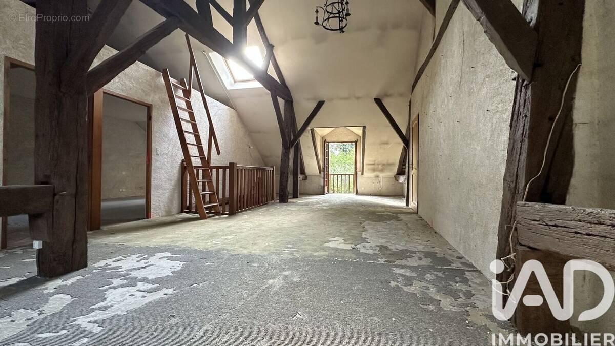 Photo 1 - Appartement à ECOLE-VALENTIN