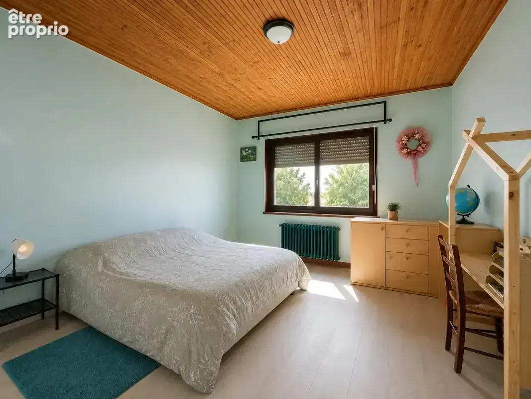 Maison de 9 pièces de 303m² à Guilly - photo 10