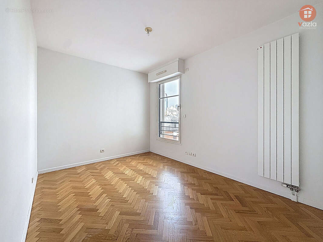 SURESNES · Appartement 3 pièces · 74,6 m² · Terrasse - cave- Possibilité deux boxes - photo 10