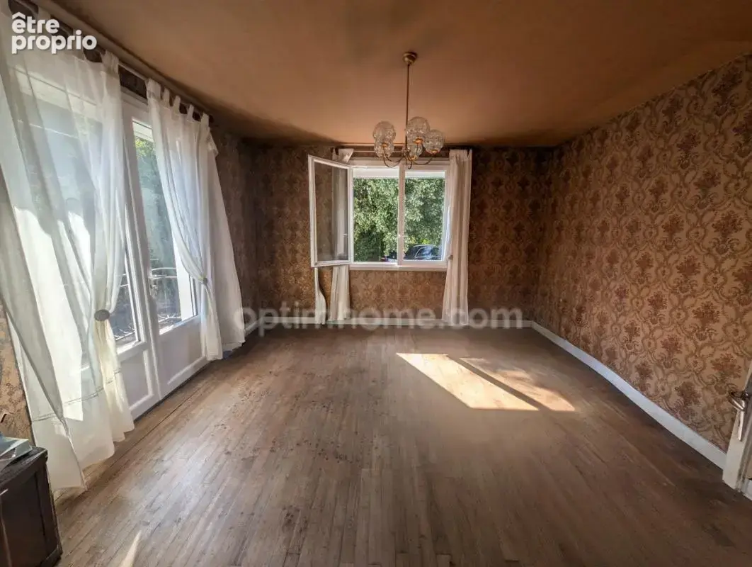 Maison familiale avec sous-sol complet sur 3 264 m² de terrain – Savignac-Lédrier (Dordogne – Périgord Vert) - photo 7