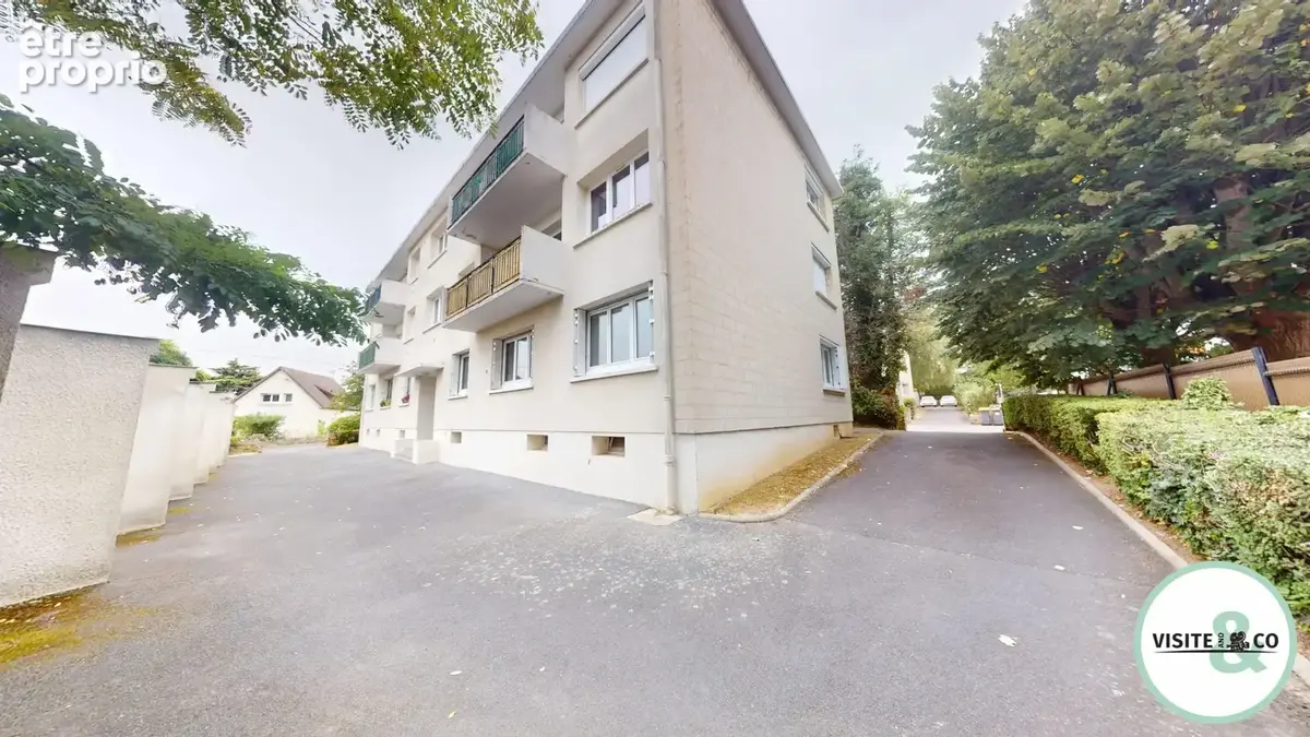 Appartement 82 m² à Caen  - photo 6