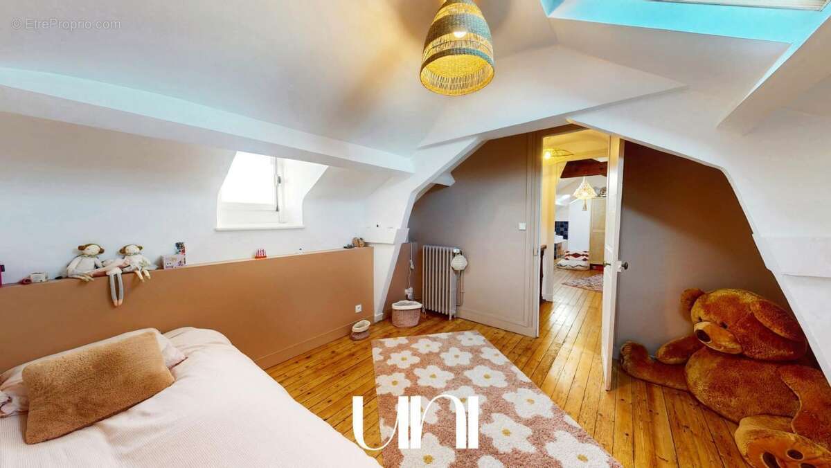 Maison à FLEURY-SUR-ORNE