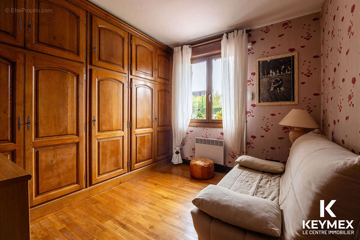 Maison à CIRES-LES-MELLO