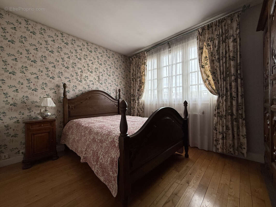 Maison à LE BLANC-MESNIL