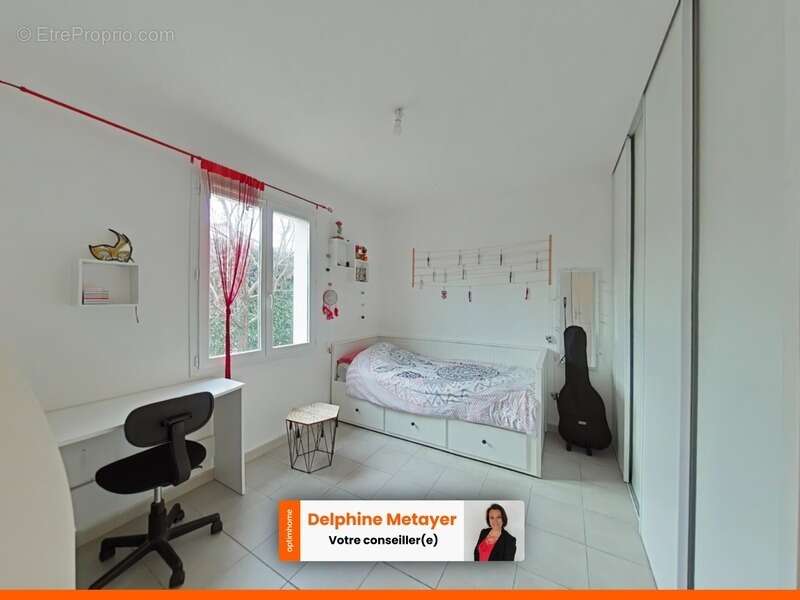 Maison à ROQUEBRUNE-SUR-ARGENS