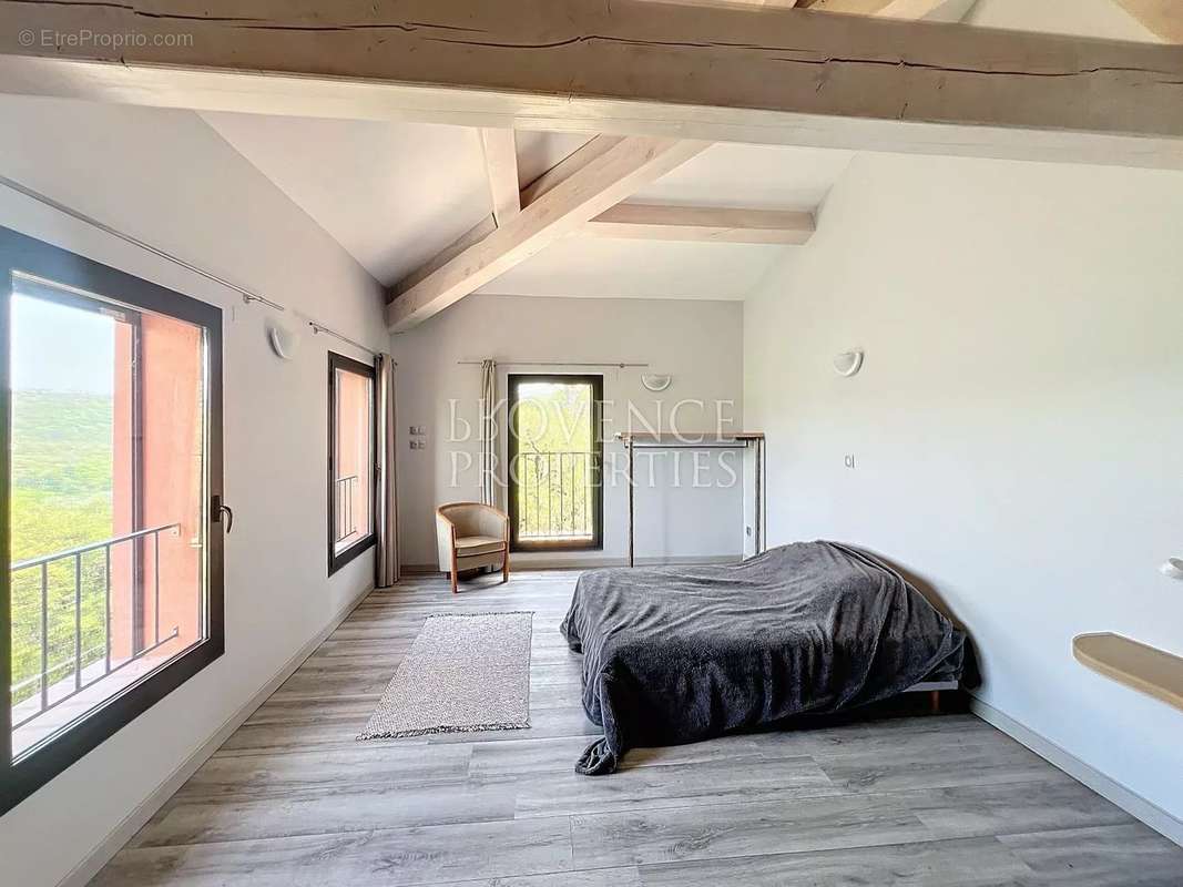 Maison à CHATEAUVERT