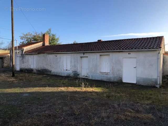 Maison à BOUGUENAIS