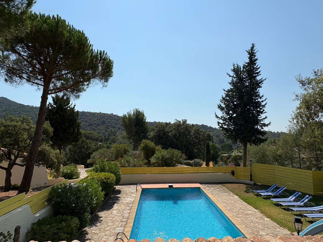 Maison à BORMES-LES-MIMOSAS