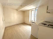 Appartement à MEOUNES-LES-MONTRIEUX