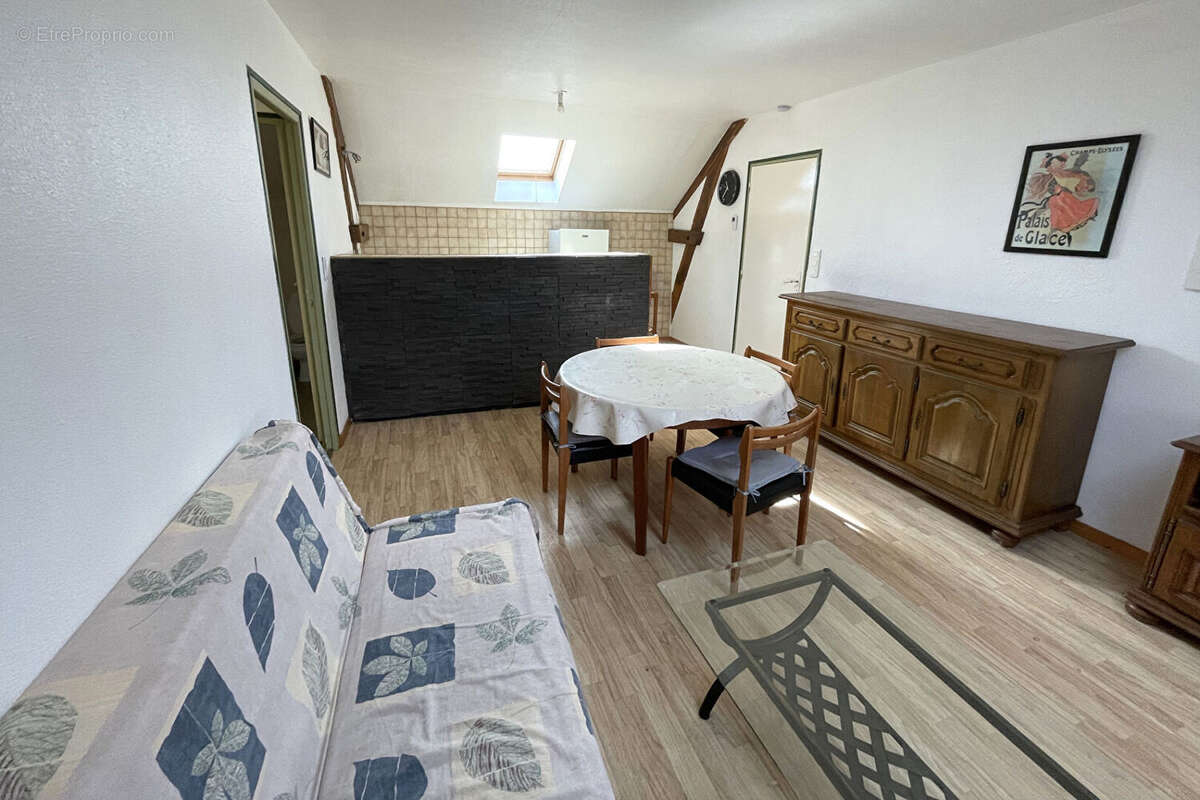 Maison à SAINT-ELOY-LES-MINES