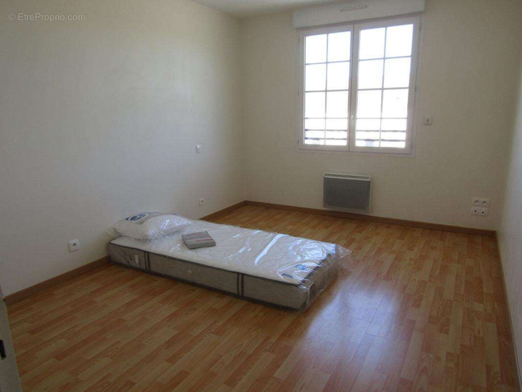 Appartement à SAINTES