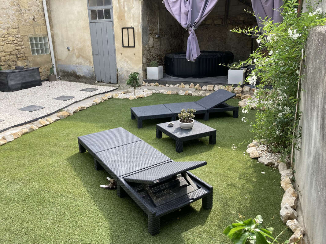 Maison à ROQUEMAURE