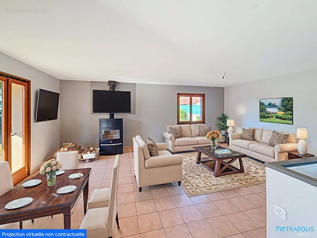 Maison à VIREY-LE-GRAND