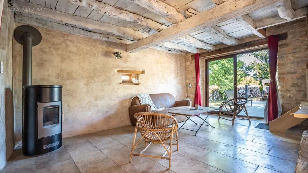 Secteur Figeac - Ravissante Maison de charme en pierre restaurée - photo 9