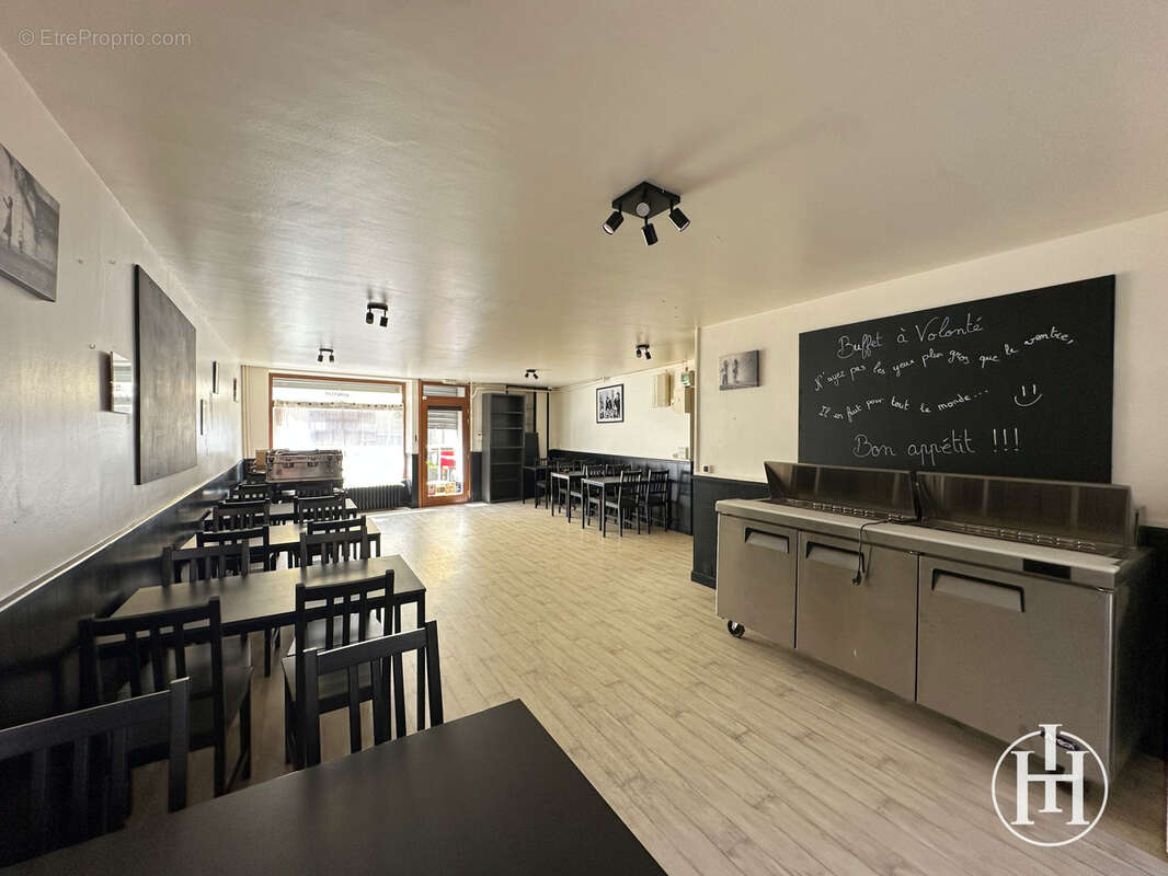 À SAISIR : Opportunité d’investissement - Ancien bar-restaurant avec logement de fonction - 260m2 - - photo 15
