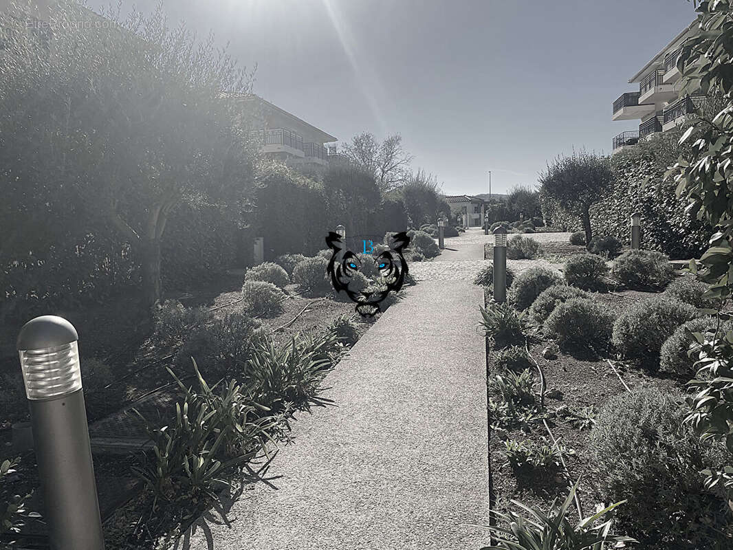 Appartement à LE MUY