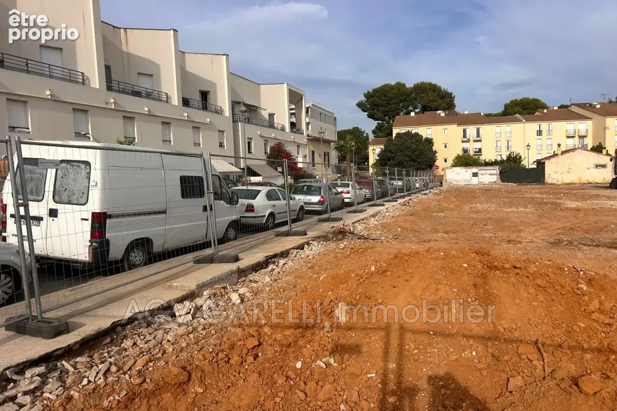 Appartement 4 pièces 82 m² à vendre à La Londe-Les-Maures (83250) - photo 5