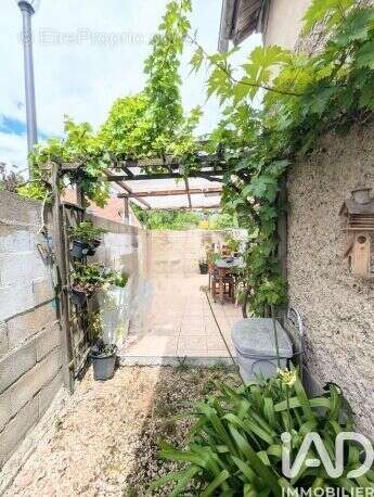 Photo 2 - Maison à MARGNY-LES-COMPIEGNE