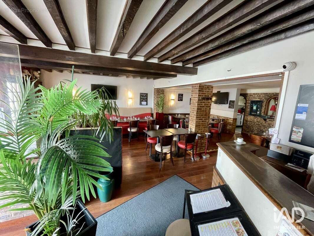 Photo 4 - Commerce à LACROIX-SAINT-OUEN