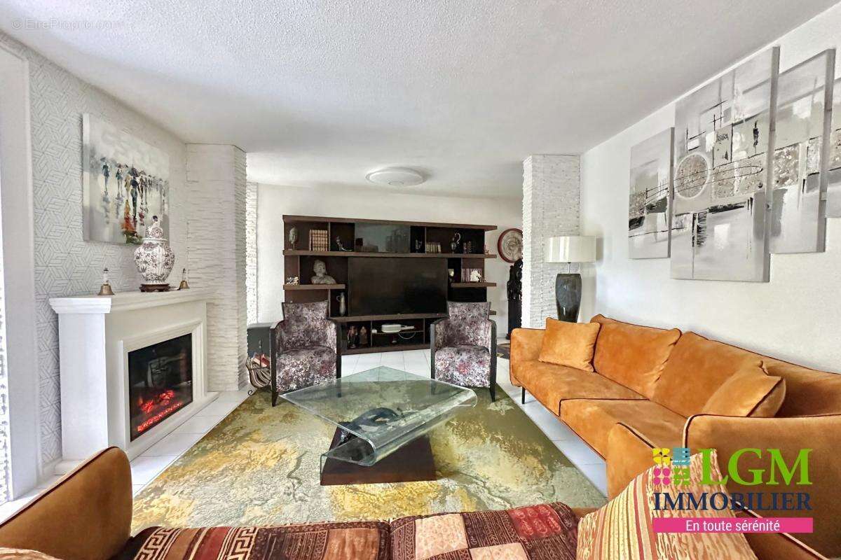 Appartement à PEROLS