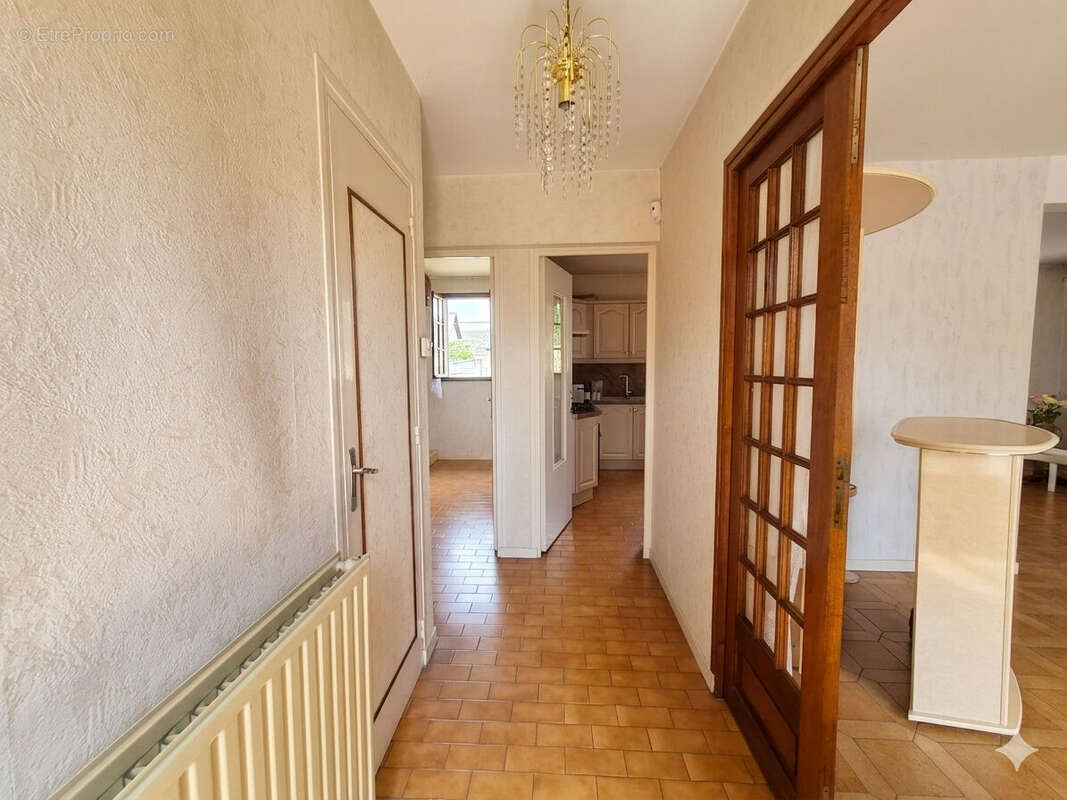 Maison à LE BLANC-MESNIL