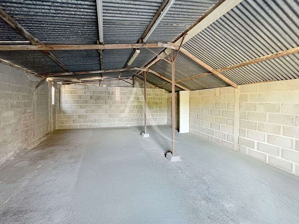 Maison Brain Sur Allonnes 4 pièce(s) 140 m2 - photo 14