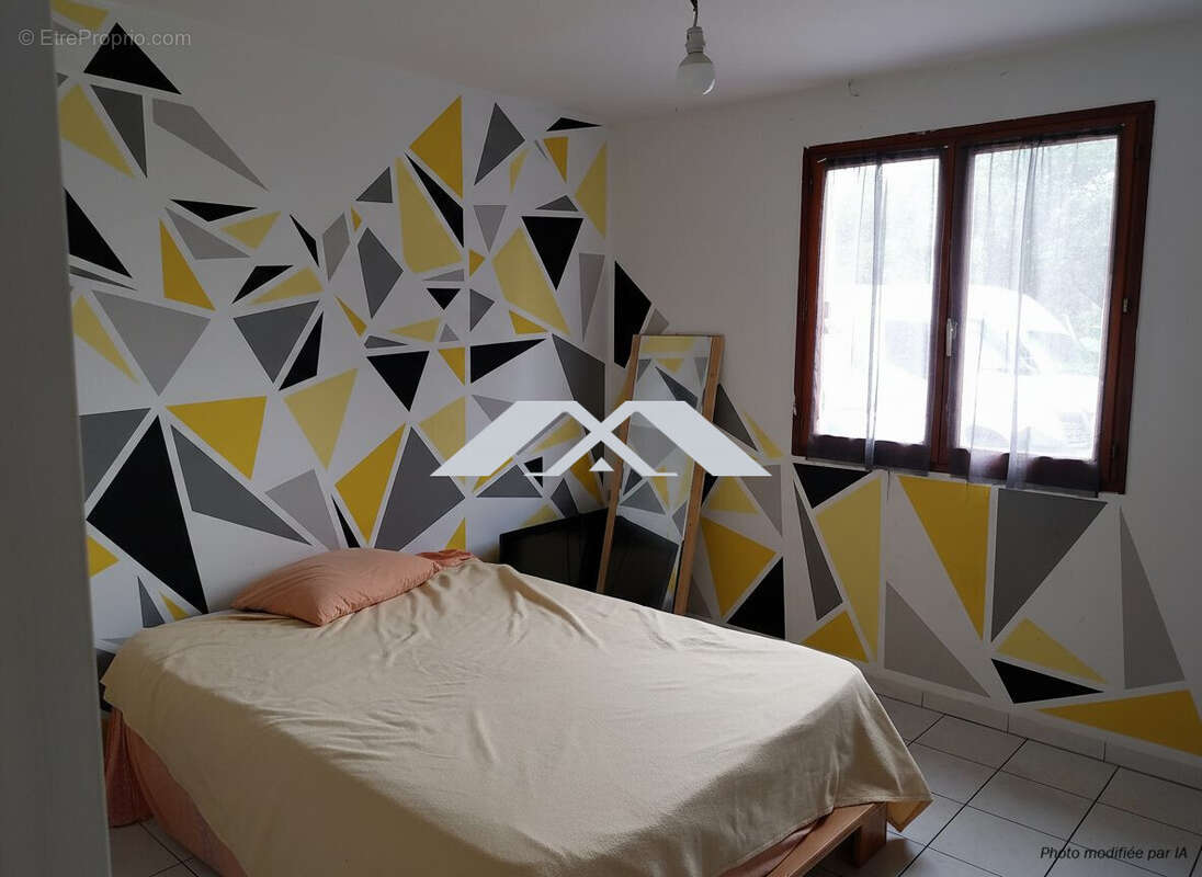 CHAMBRE 4 (RDC) - Maison à SAINT-PAUL
